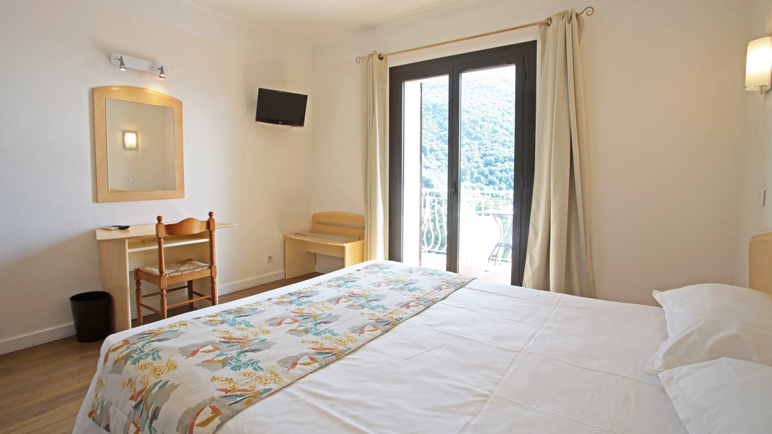 Chambre Classique de l'hôtel Capo d'Orto à Porto en Corse